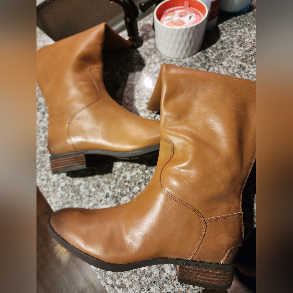 Sam Edelamn size 11 Cognac Boots